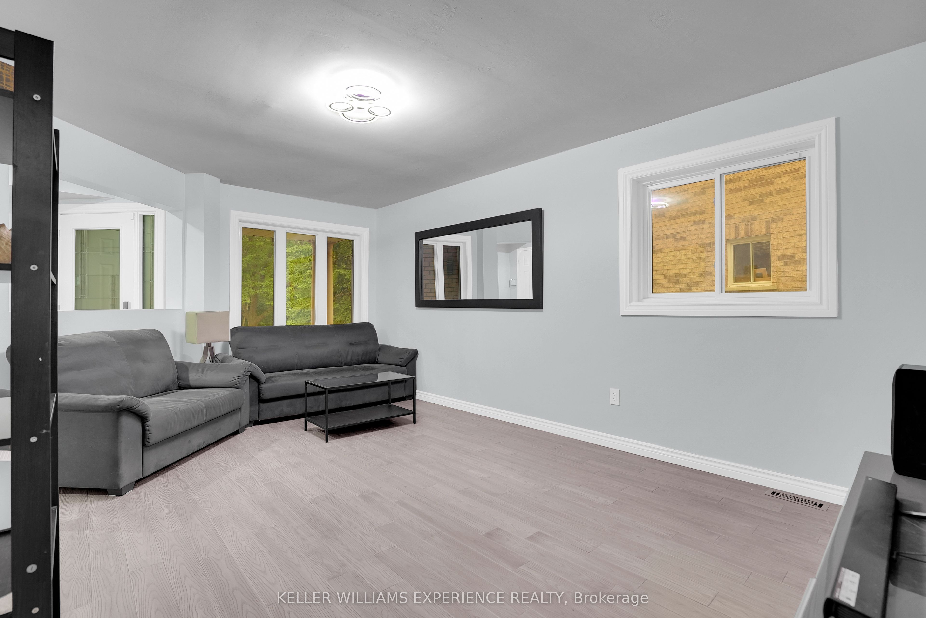 60 Nicholson Drive Property Photo 12