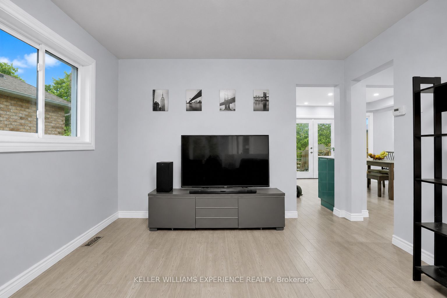 60 Nicholson Drive Property Photo 13