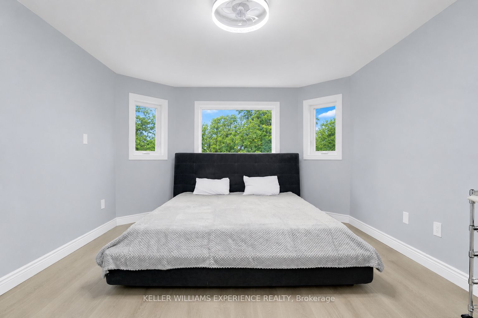 60 Nicholson Drive Property Photo 17