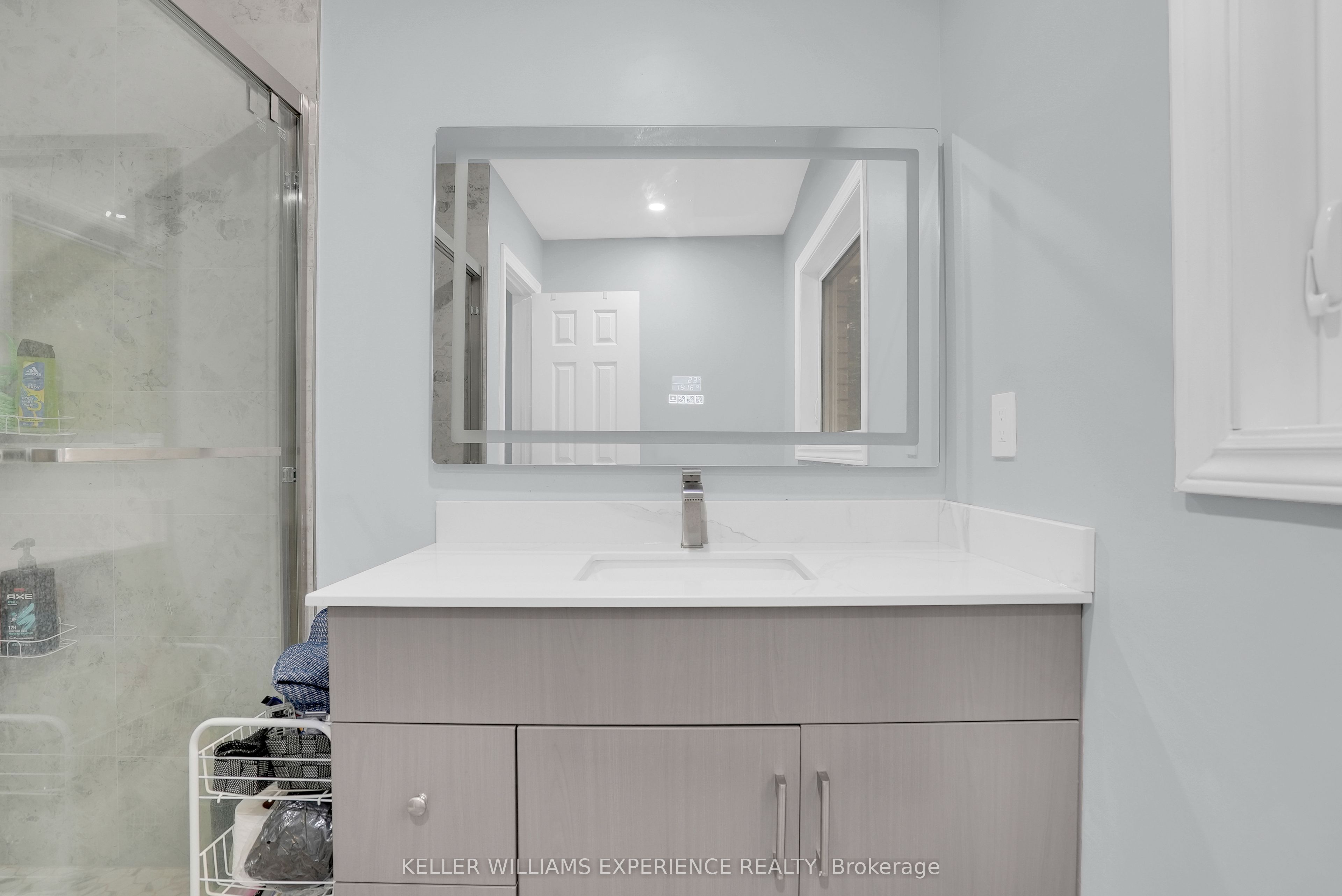 60 Nicholson Drive Property Photo 27