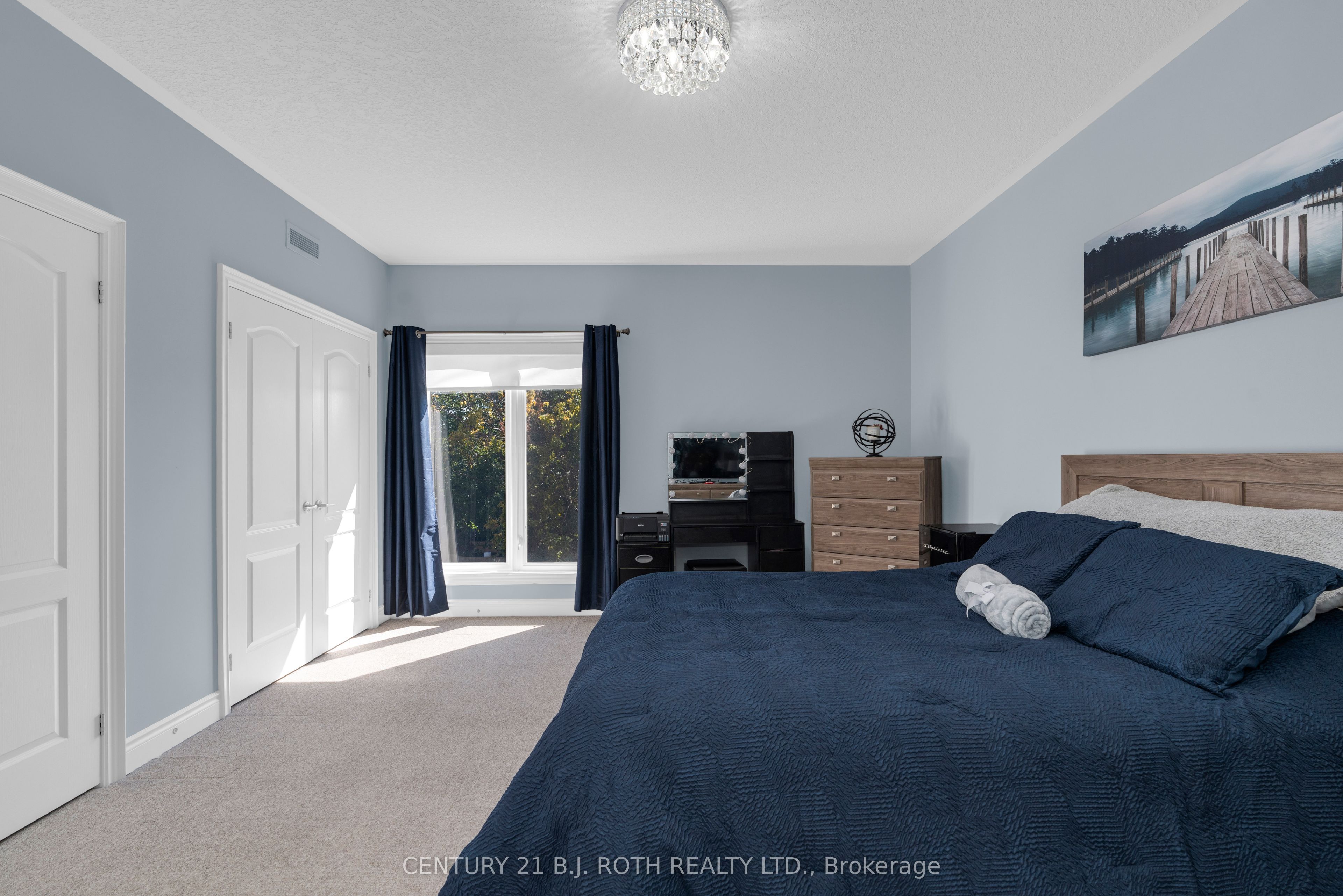 720 Yonge Street 201 Property Photo 17
