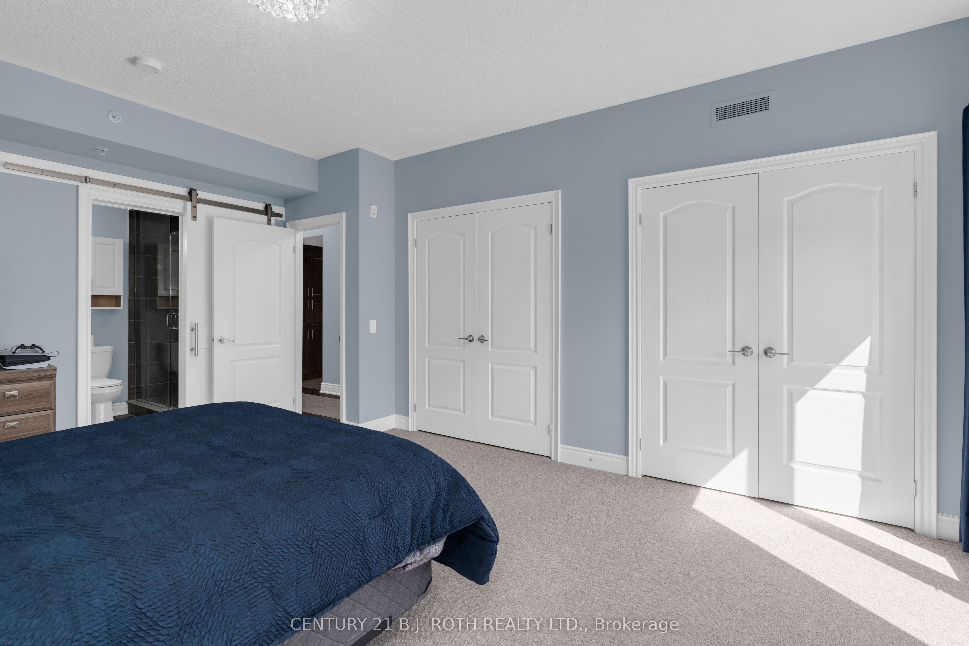 720 Yonge Street 201 Property Photo 18