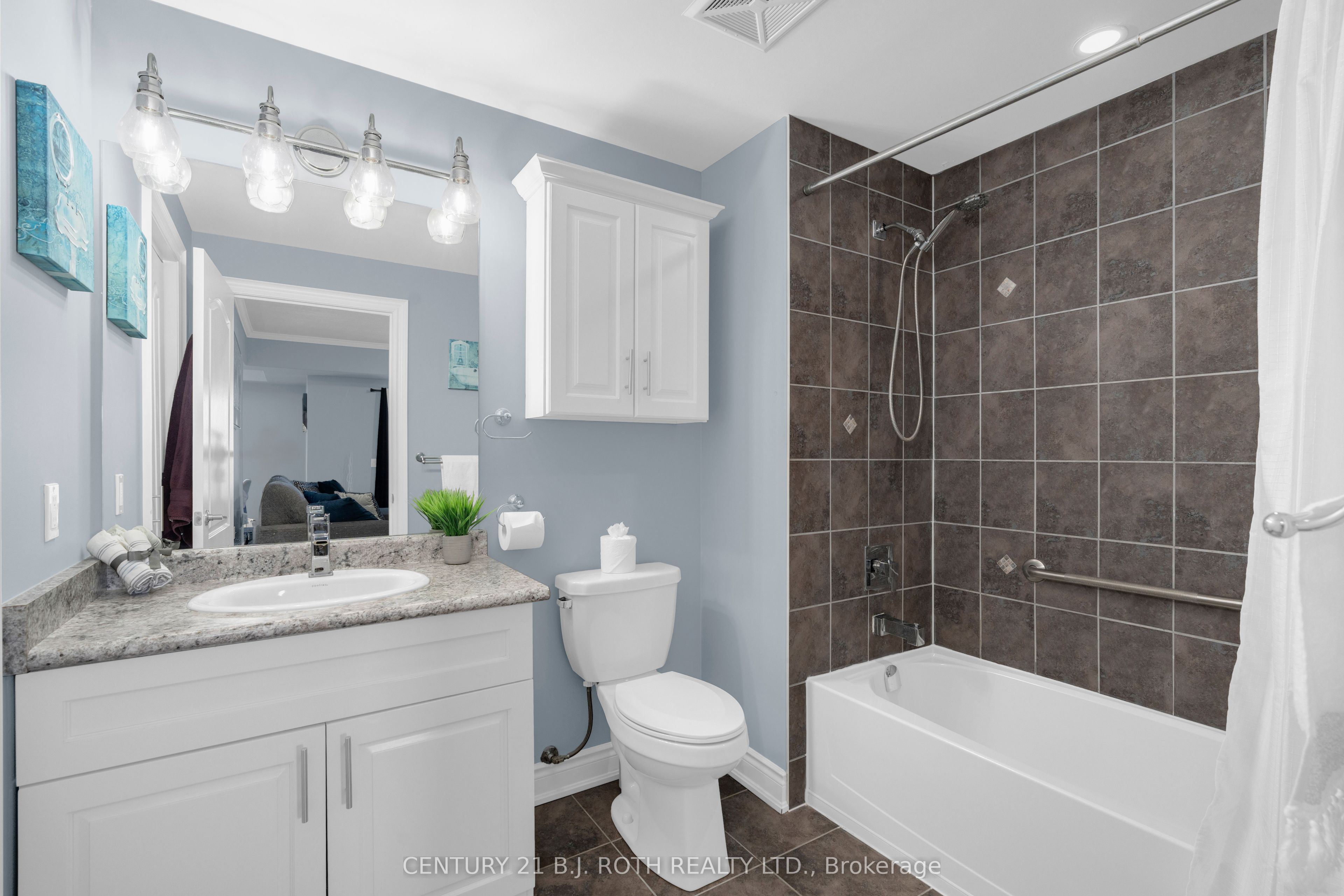 720 Yonge Street 201 Property Photo 22