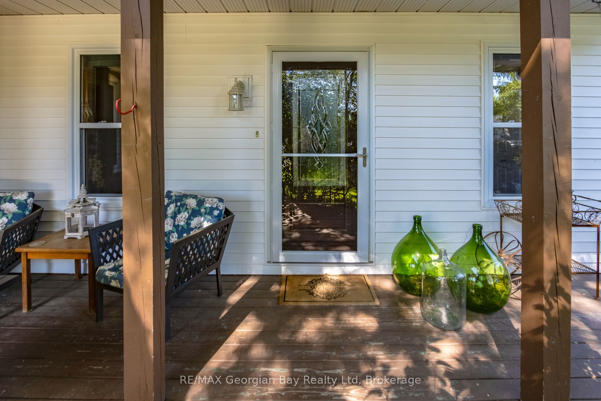 305 Lindsay Street E Property Photo 29