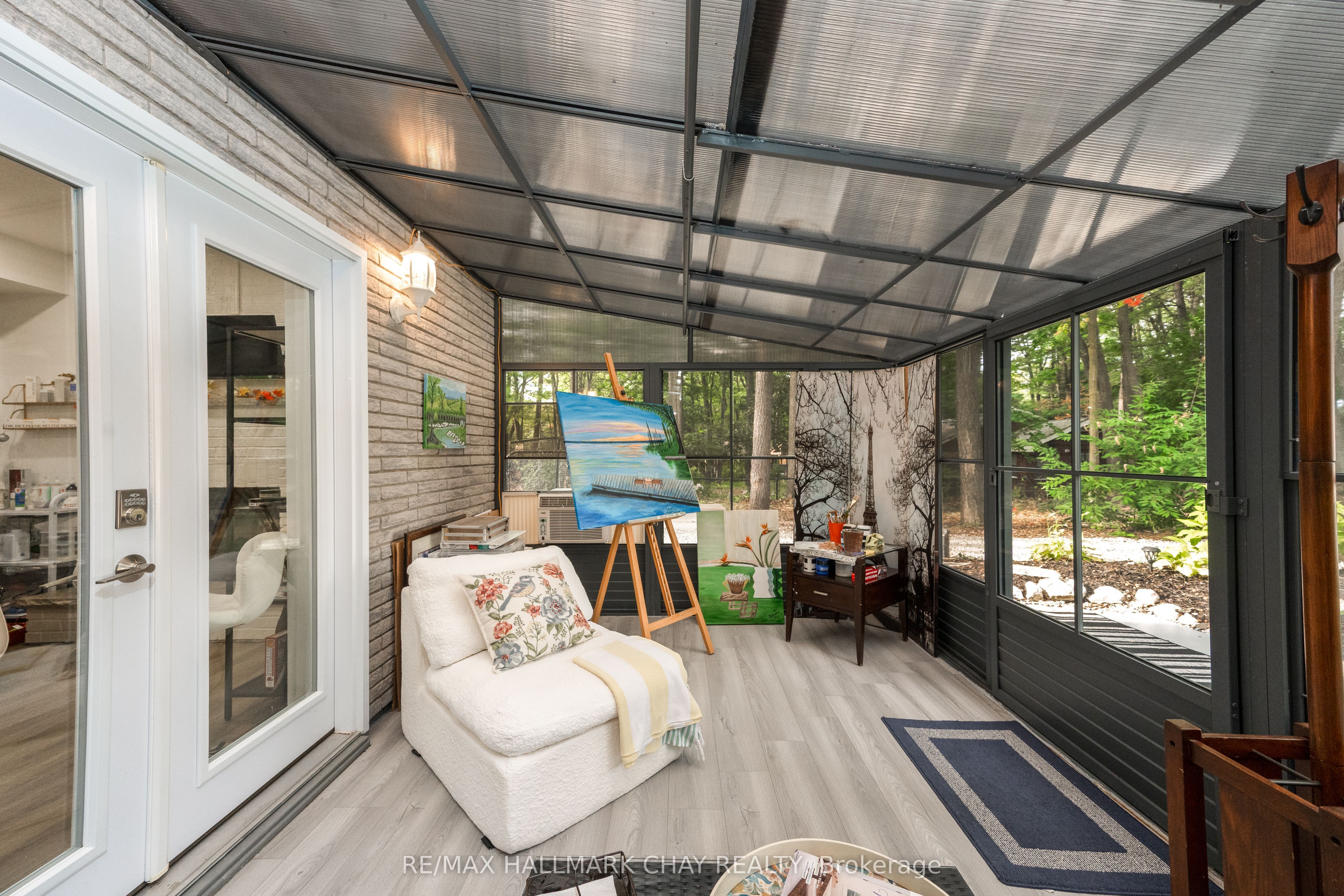 275 Sunnidale Road Property Photo 15