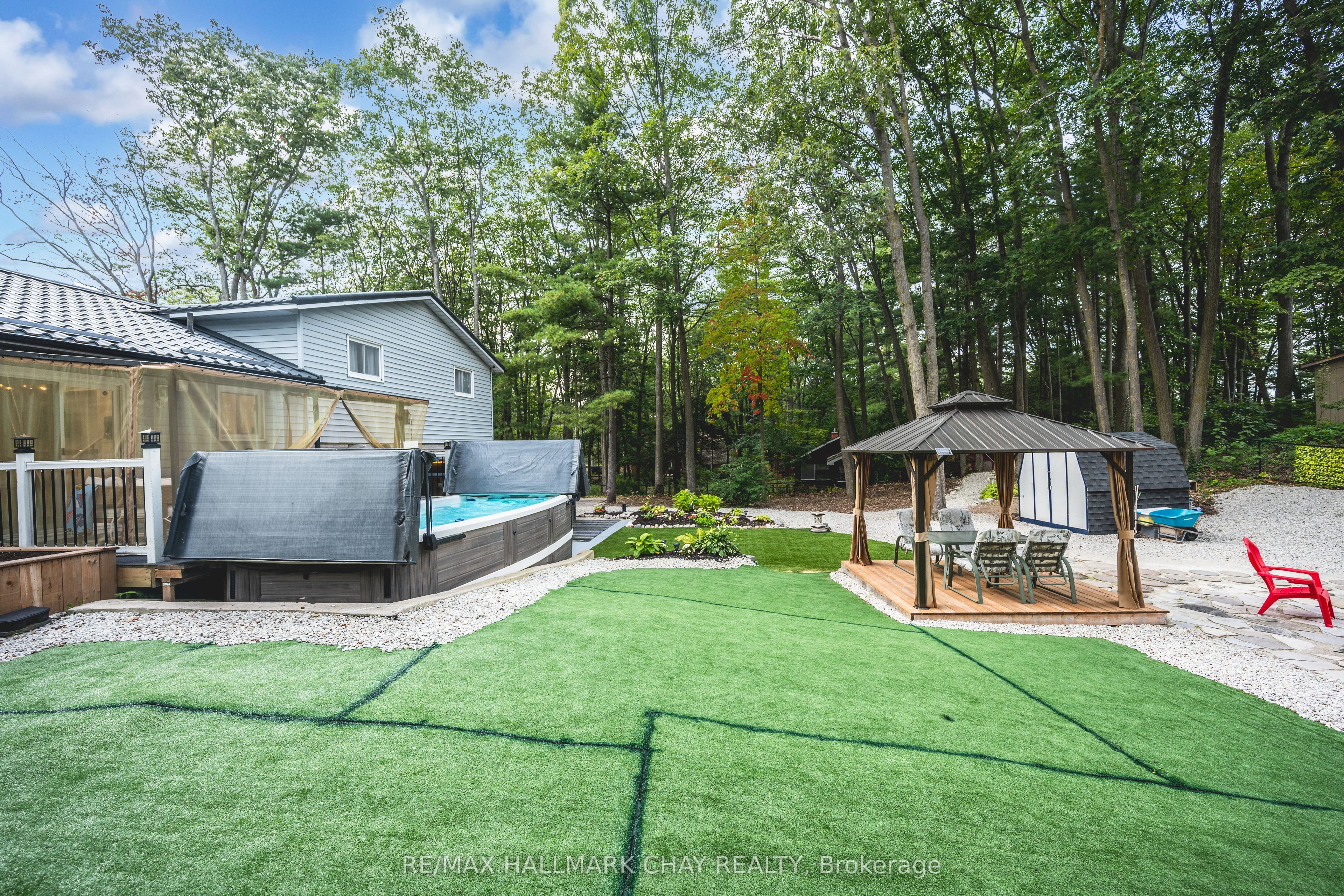 275 Sunnidale Road Property Photo 39
