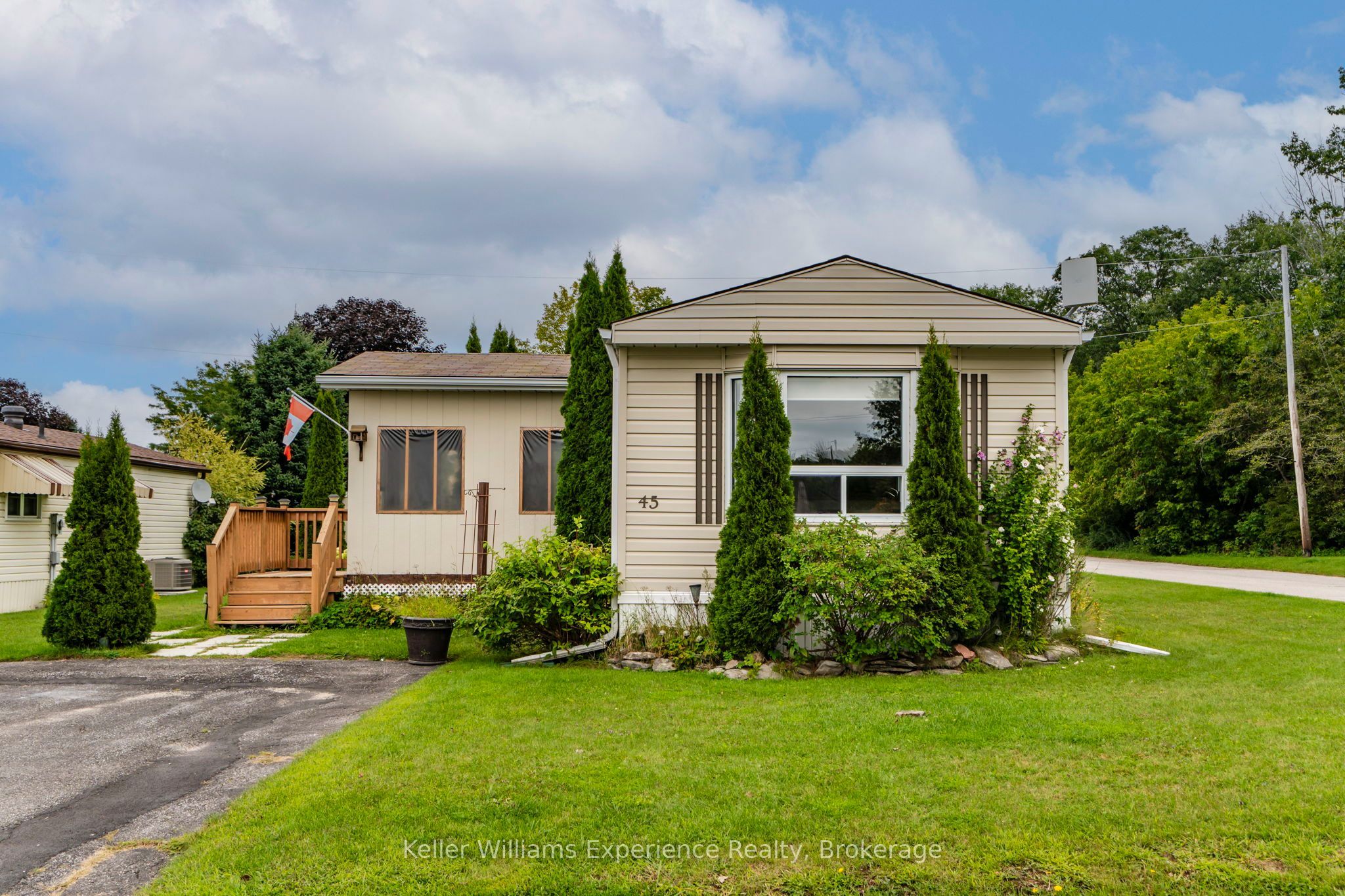 45 Northland Drive Property Photo 1
