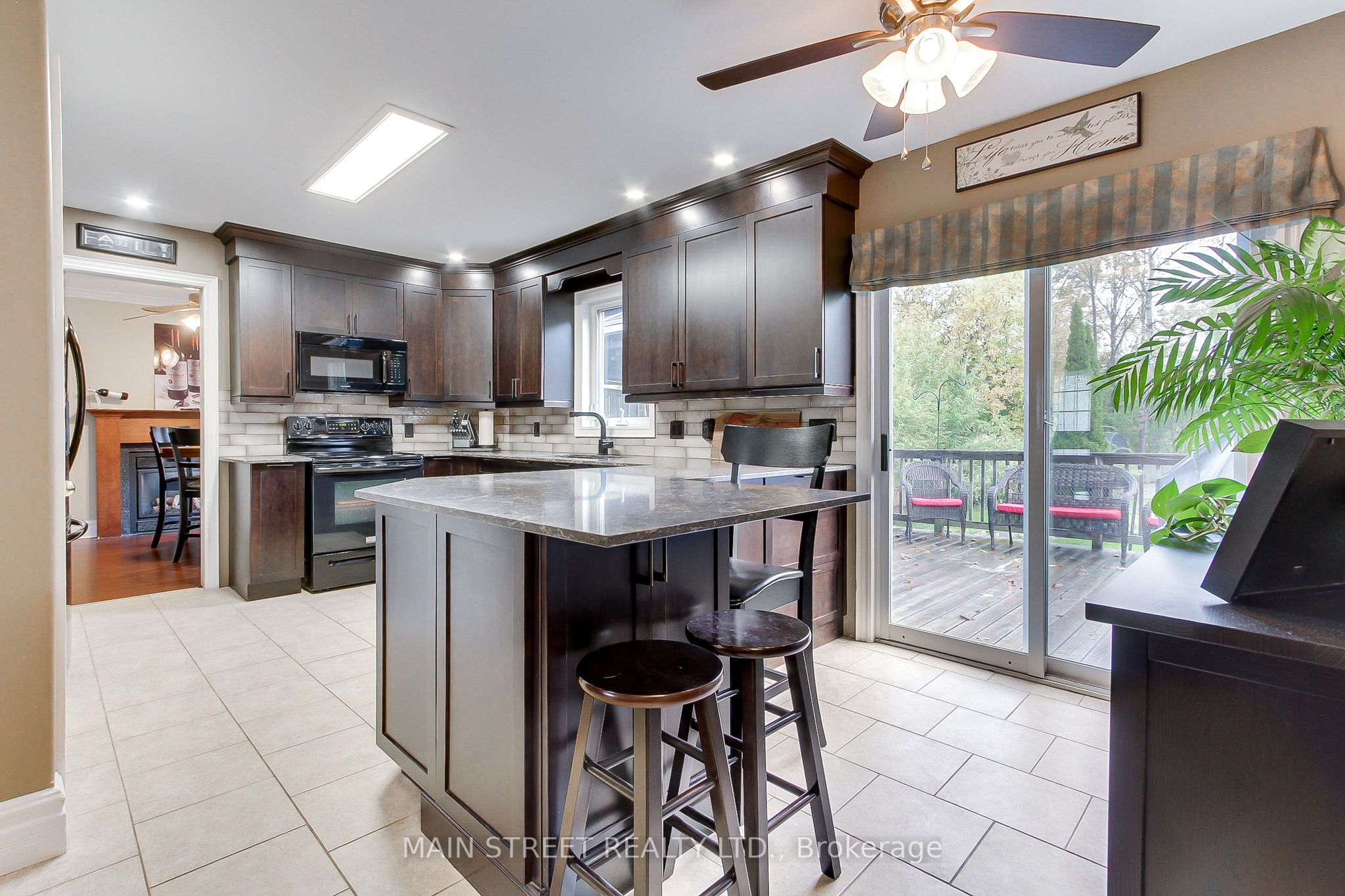 276 Crawford Street Property Photo 7
