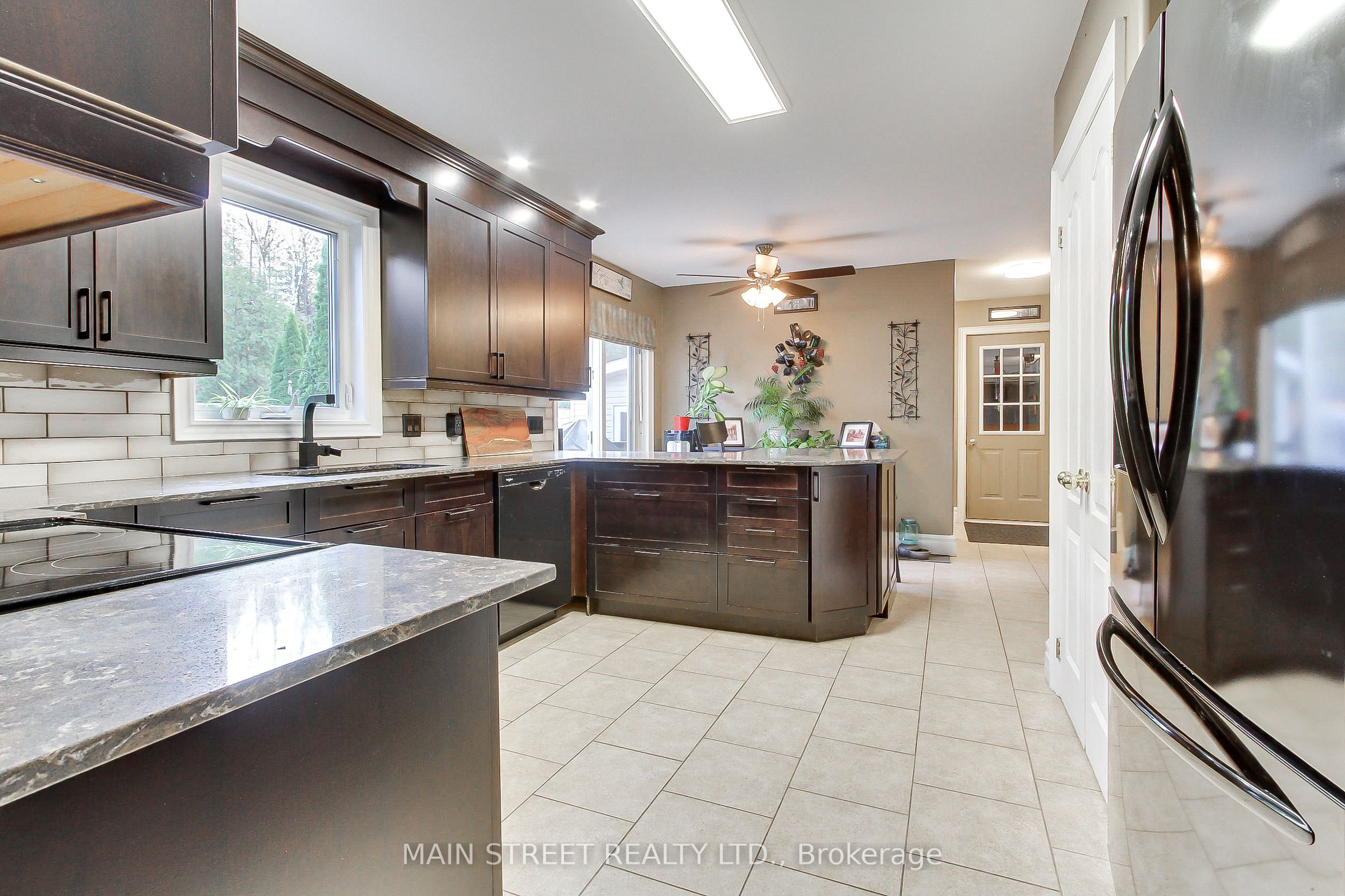 276 Crawford Street Property Photo 10