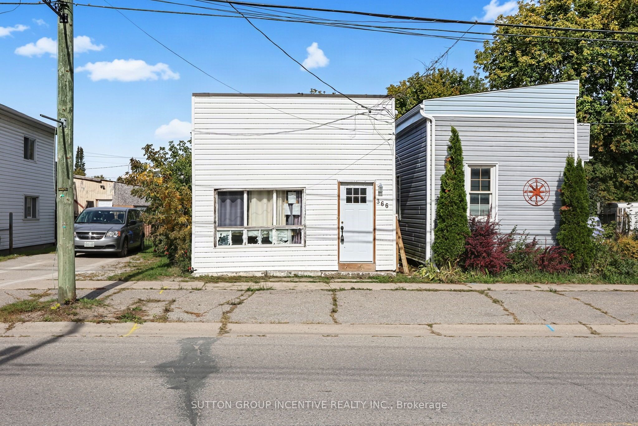 366 Talbot Street Property Photo 3