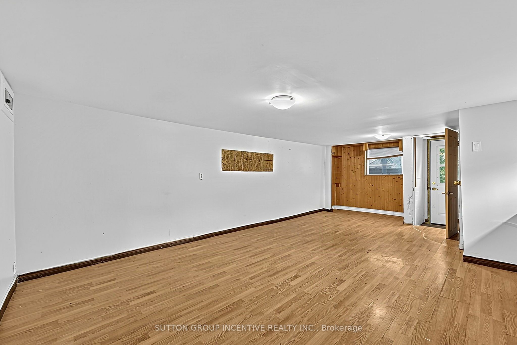 366 Talbot Street Property Photo 15