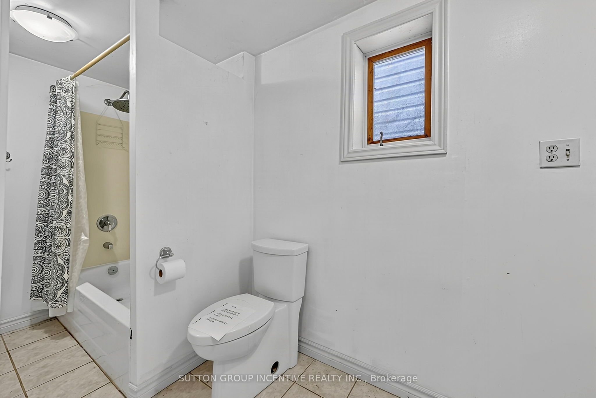 366 Talbot Street Property Photo 24