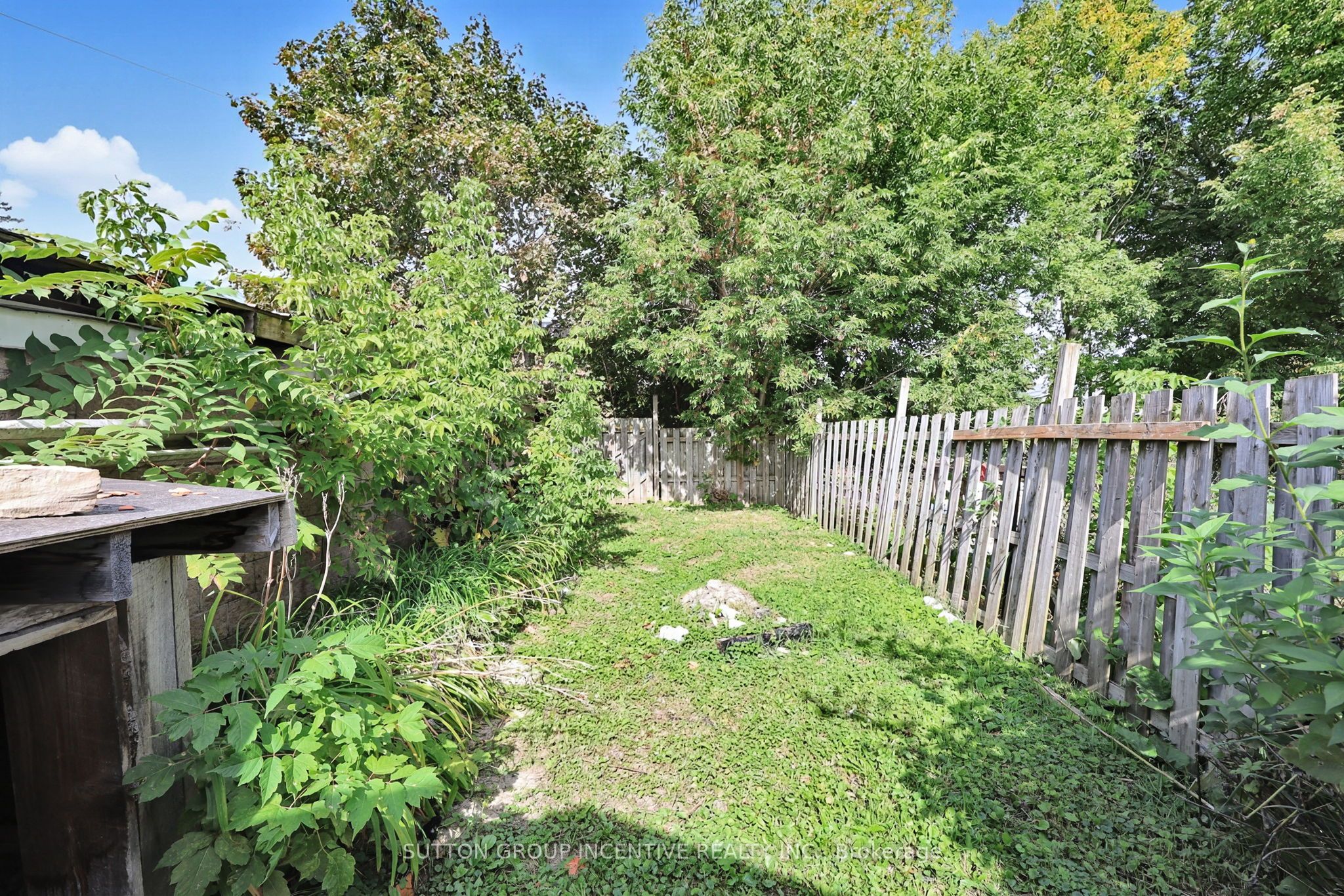 366 Talbot Street Property Photo 30