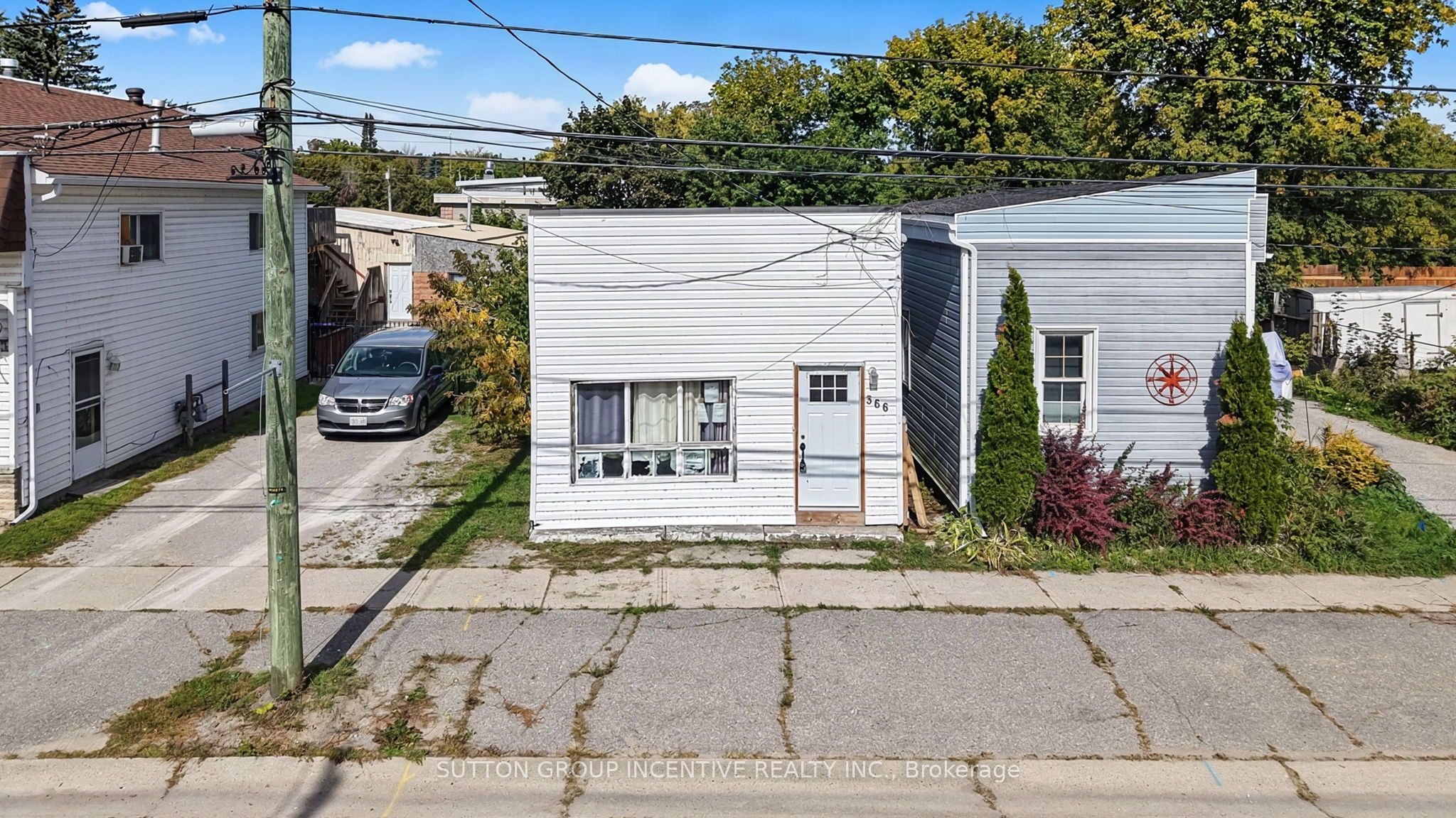 366 Talbot Street Property Photo 35