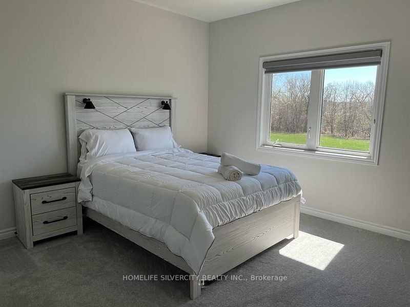 124 Kirby Avenue Property Photo 9