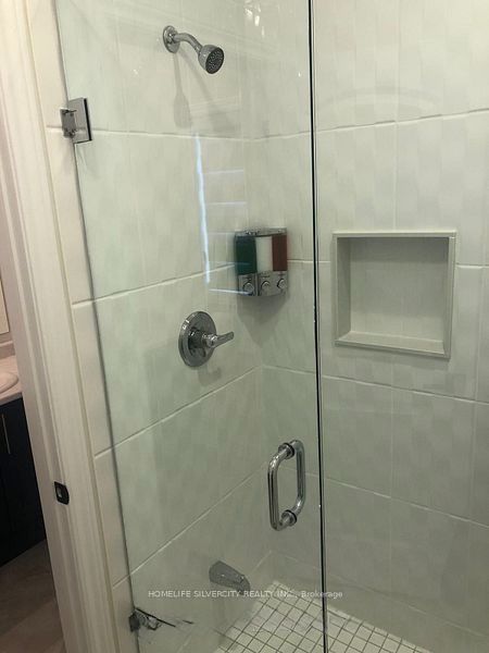 124 Kirby Avenue Property Photo 12