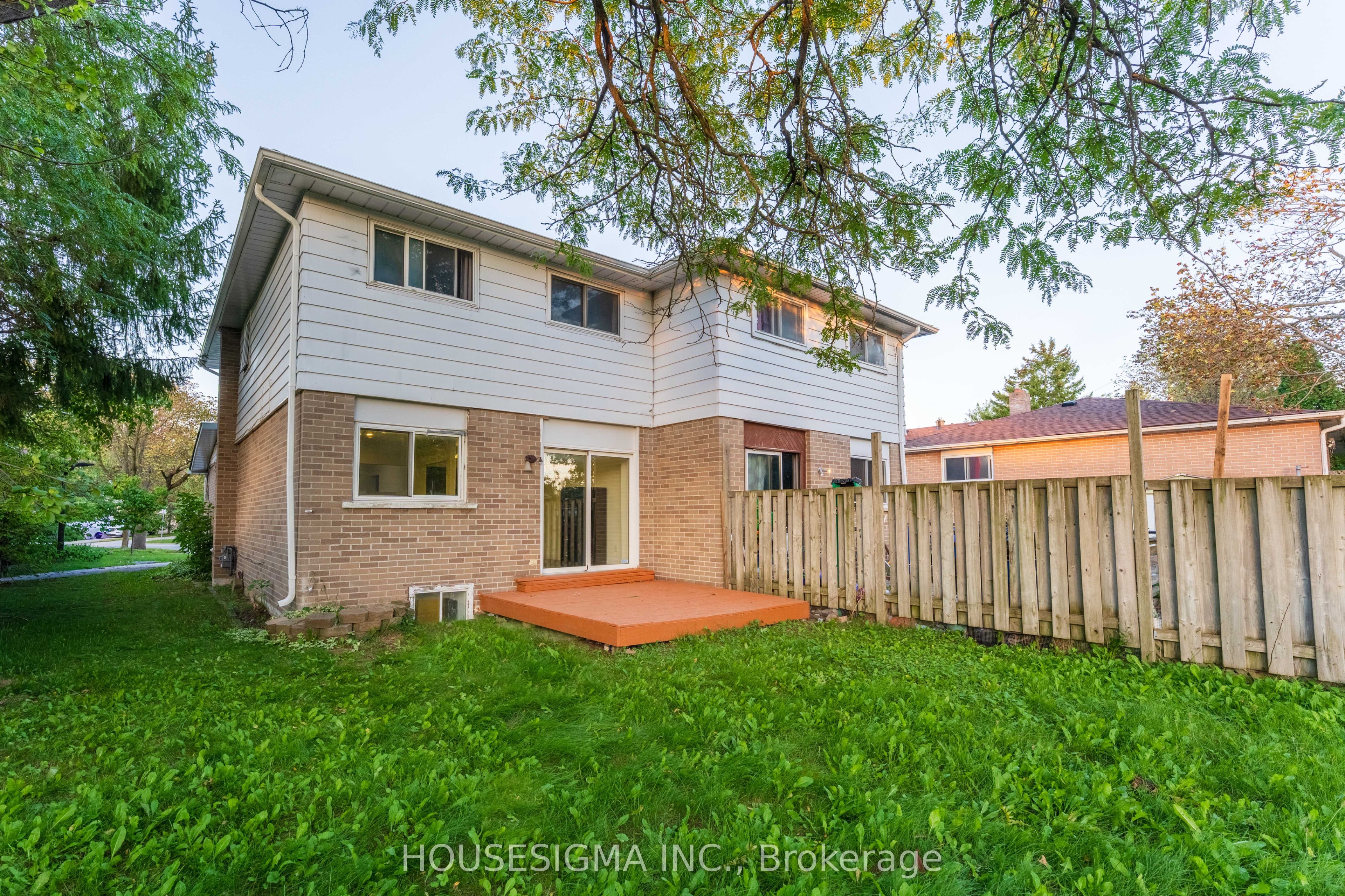 33 College Crescent Property Photo 18
