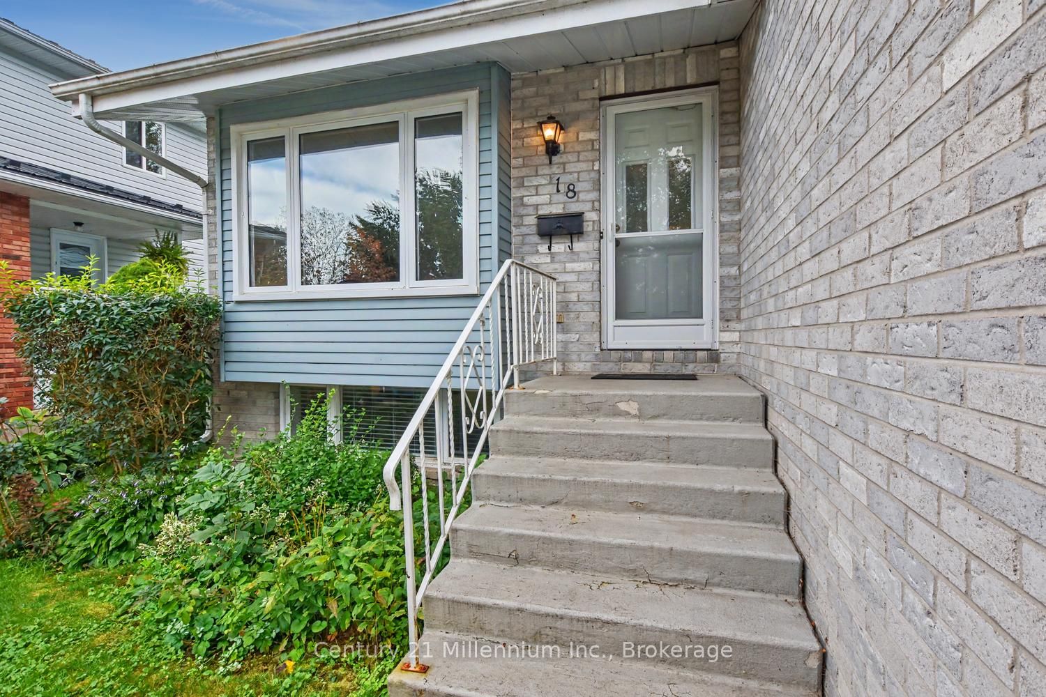 18 Dillon Drive Property Photo 3