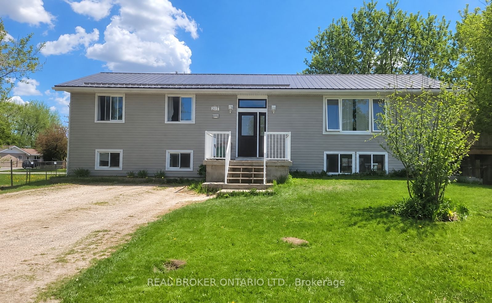 217 John Street Property Photo 1