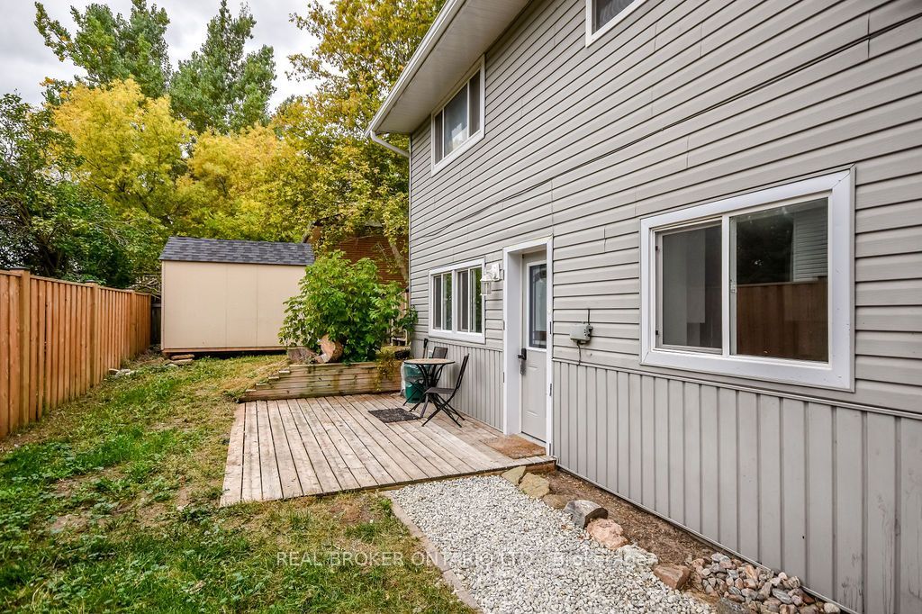 217 John Street Property Photo 2