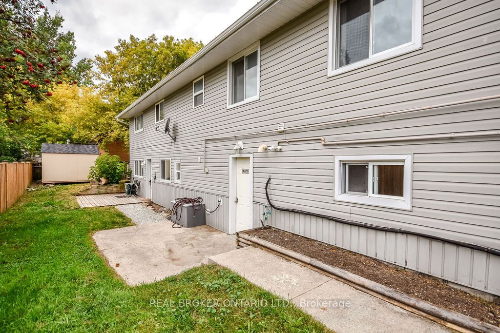 217 John Street Property Photo 3