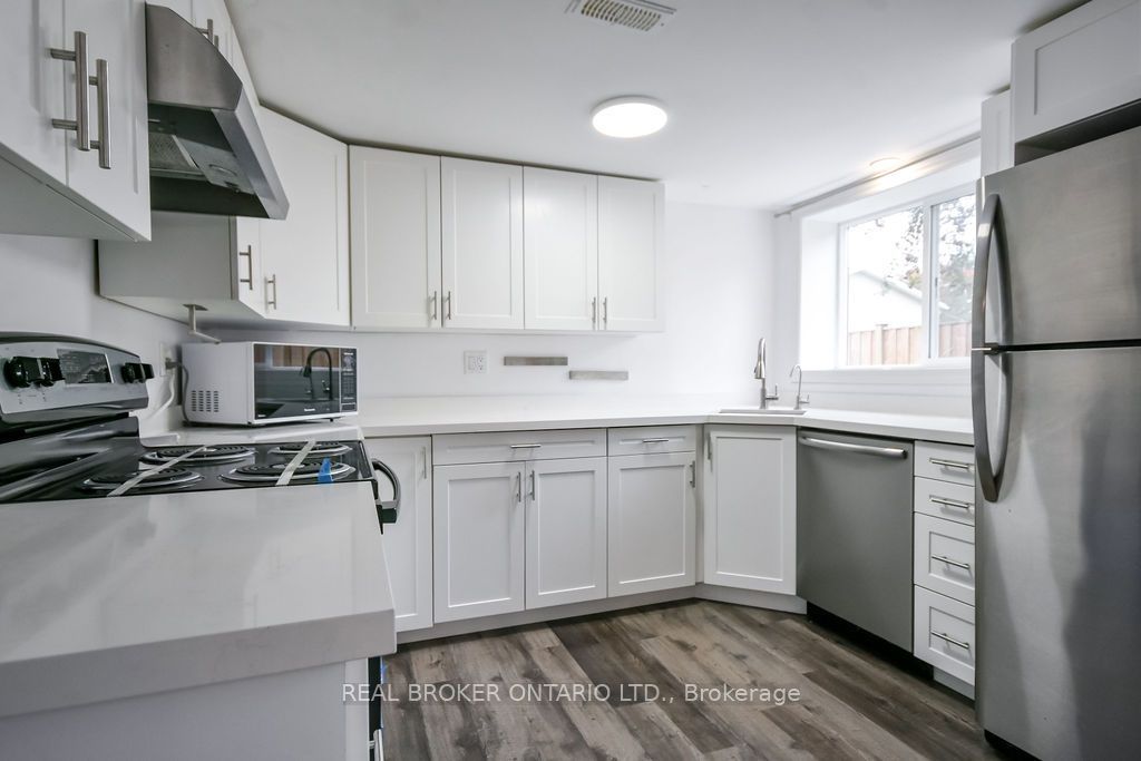 217 John Street Property Photo 7