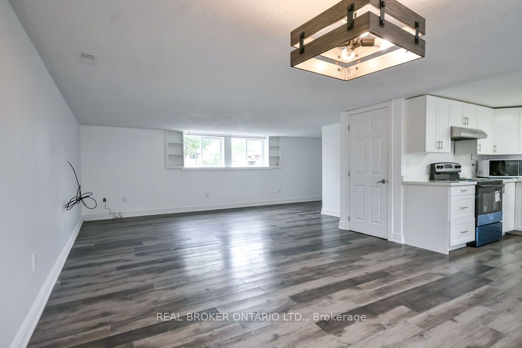 217 John Street Property Photo 9