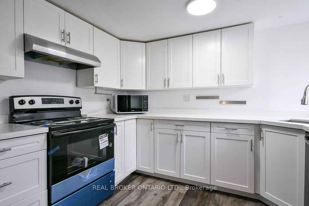 217 John Street Property Photo 10