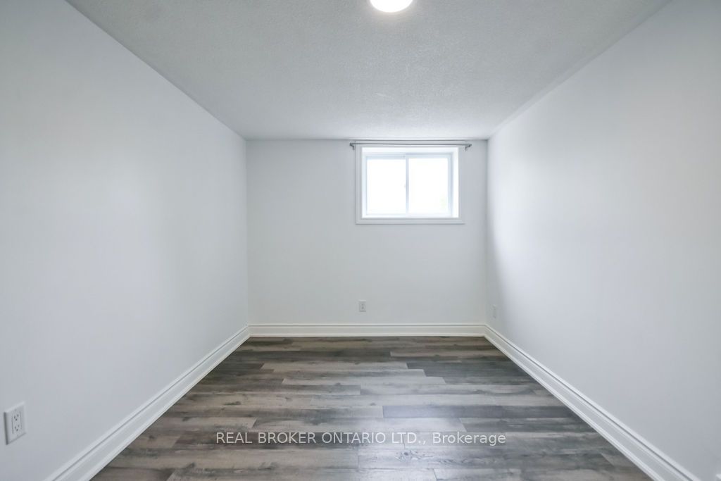 217 John Street Property Photo 19