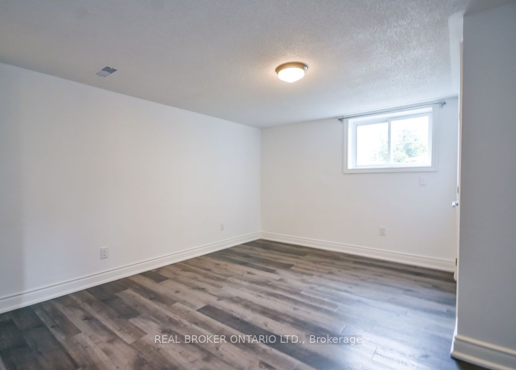 217 John Street Property Photo 21