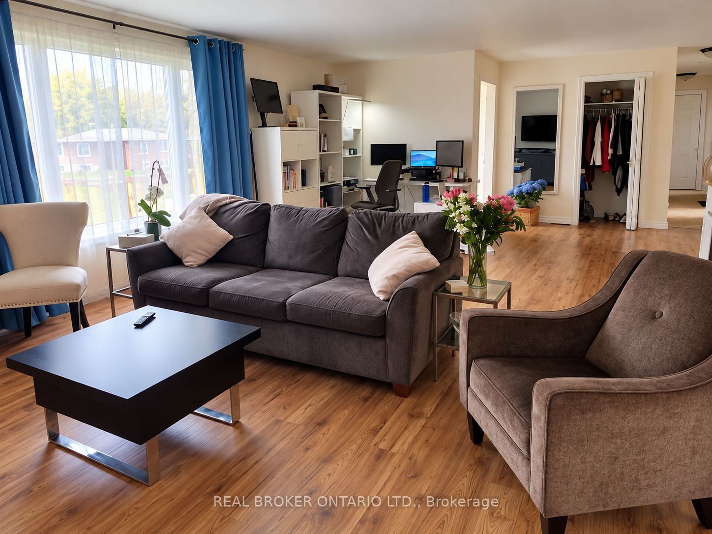 217 John Street Property Photo 24