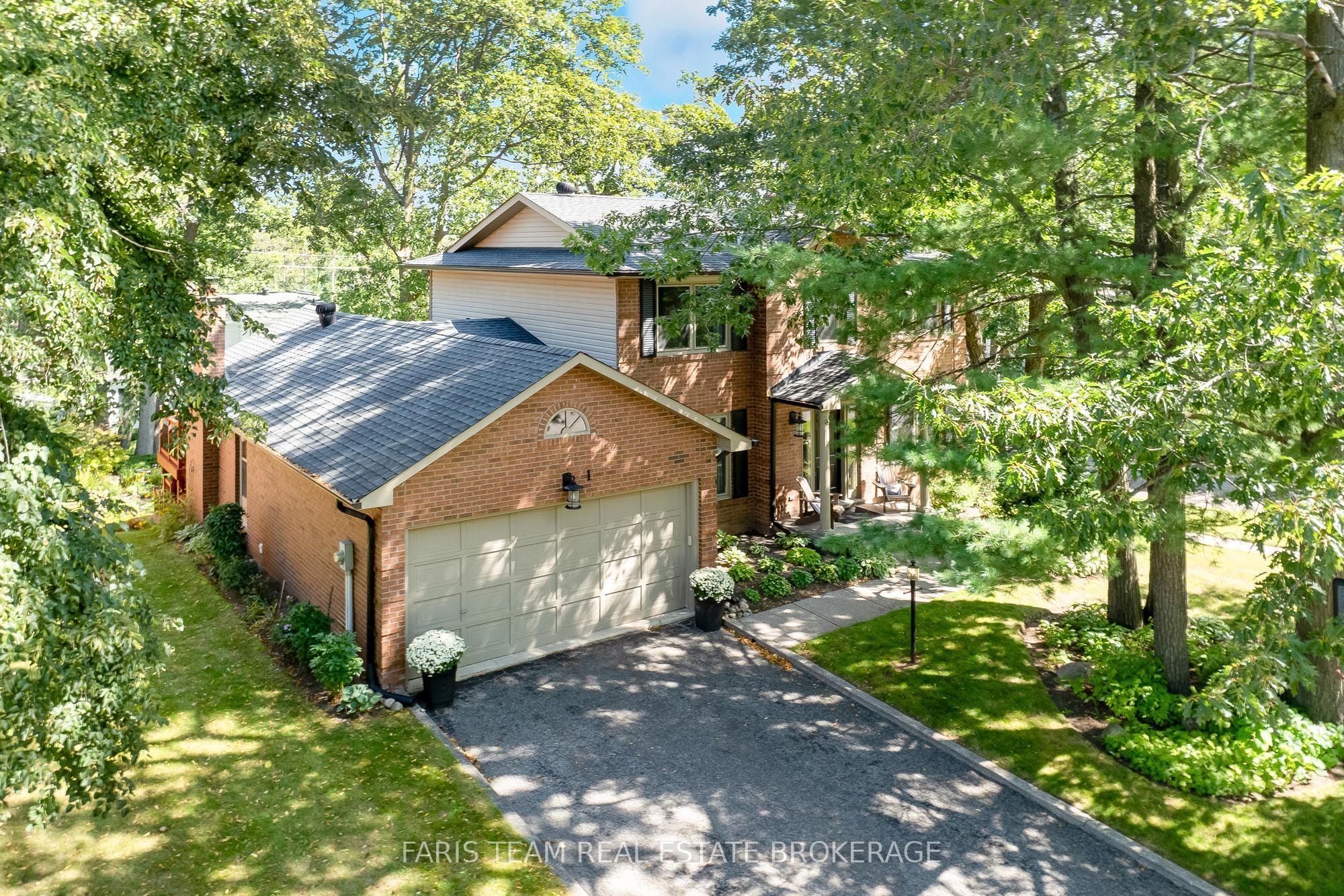 1 Susan Place Property Photo 1