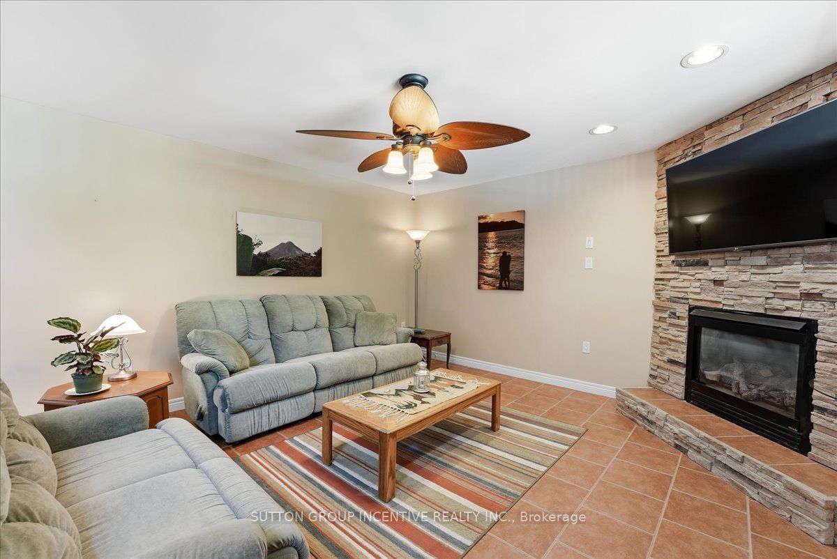 200 Cumming Drive Property Photo 31