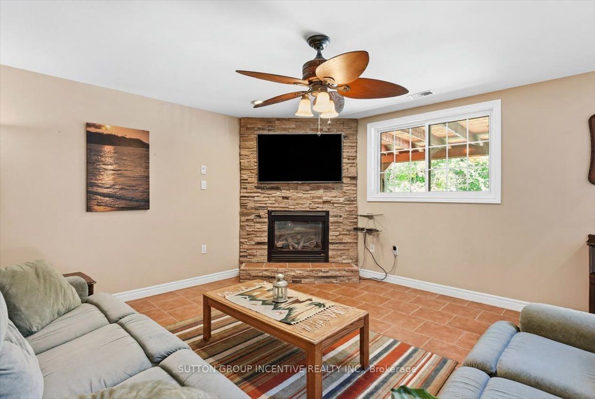 200 Cumming Drive Property Photo 32