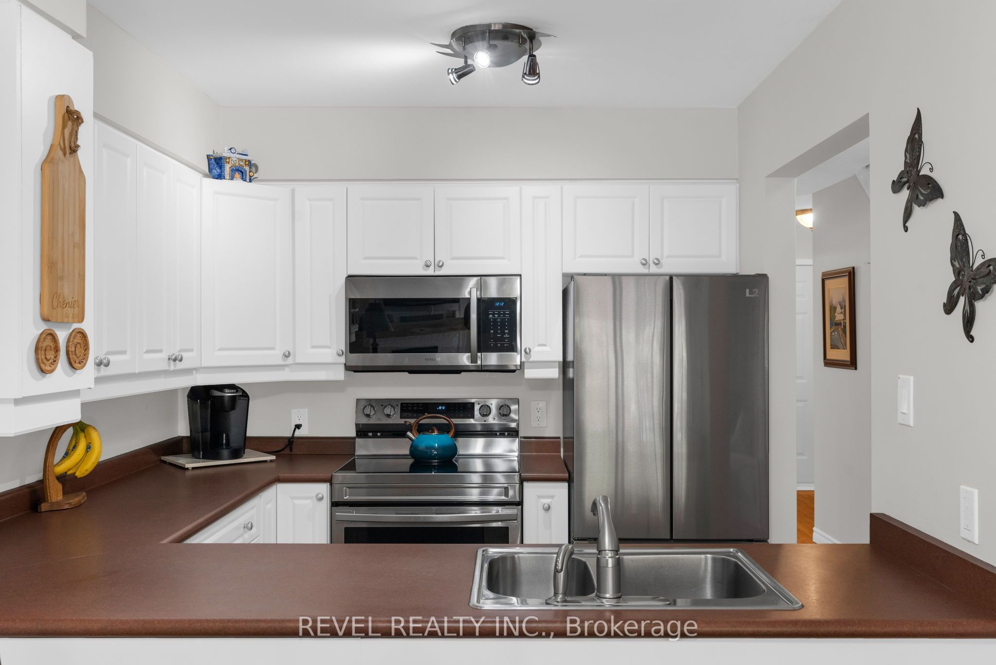 11 Laguna Parkway 26 Property Photo 11