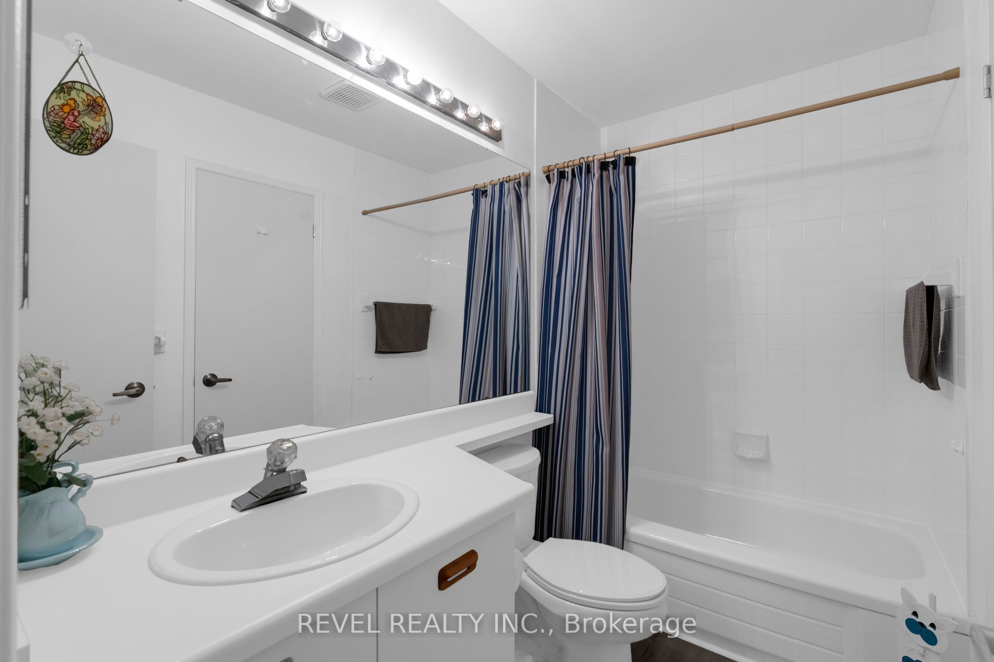 11 Laguna Parkway 26 Property Photo 25