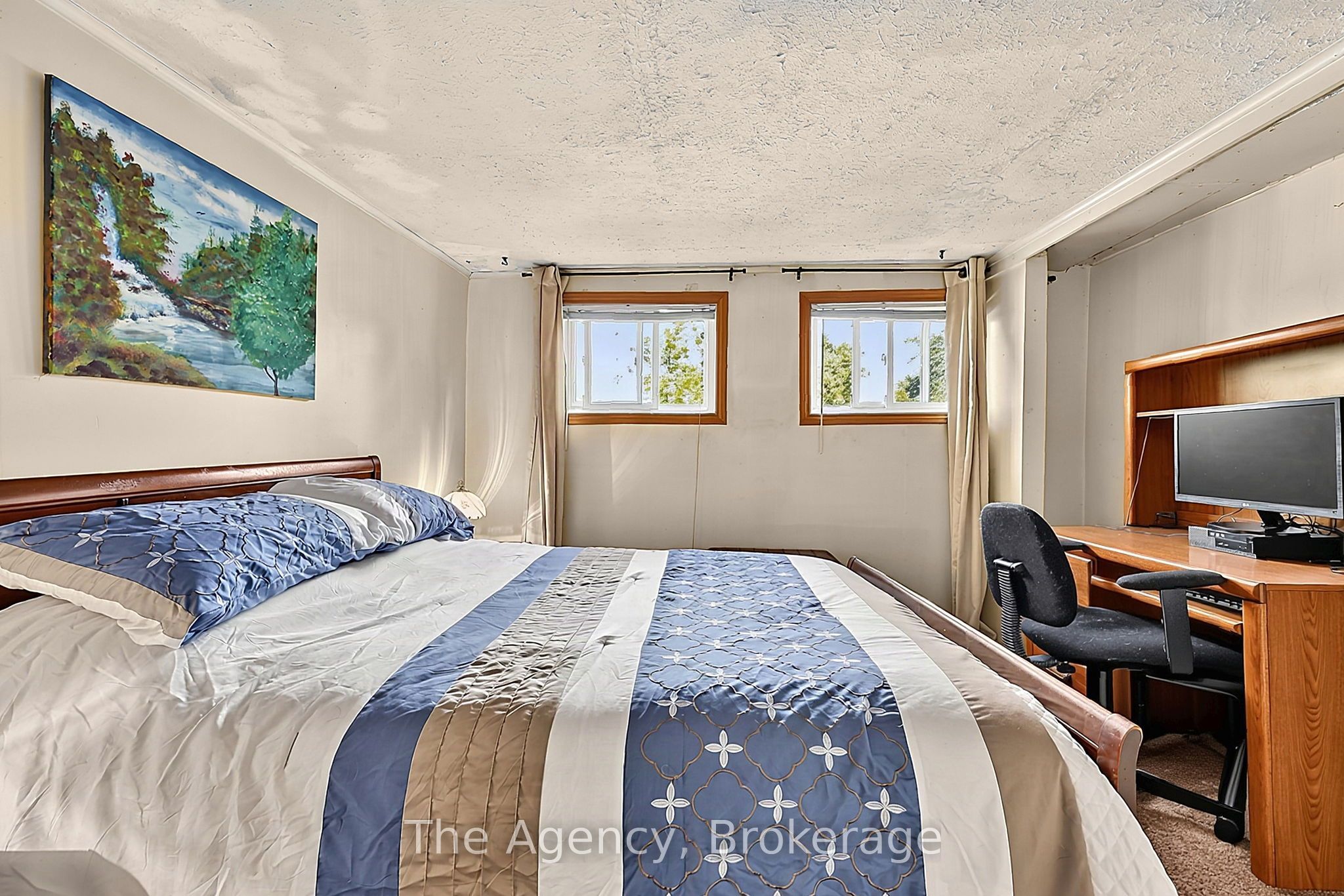 38 Pine Street Property Photo 21