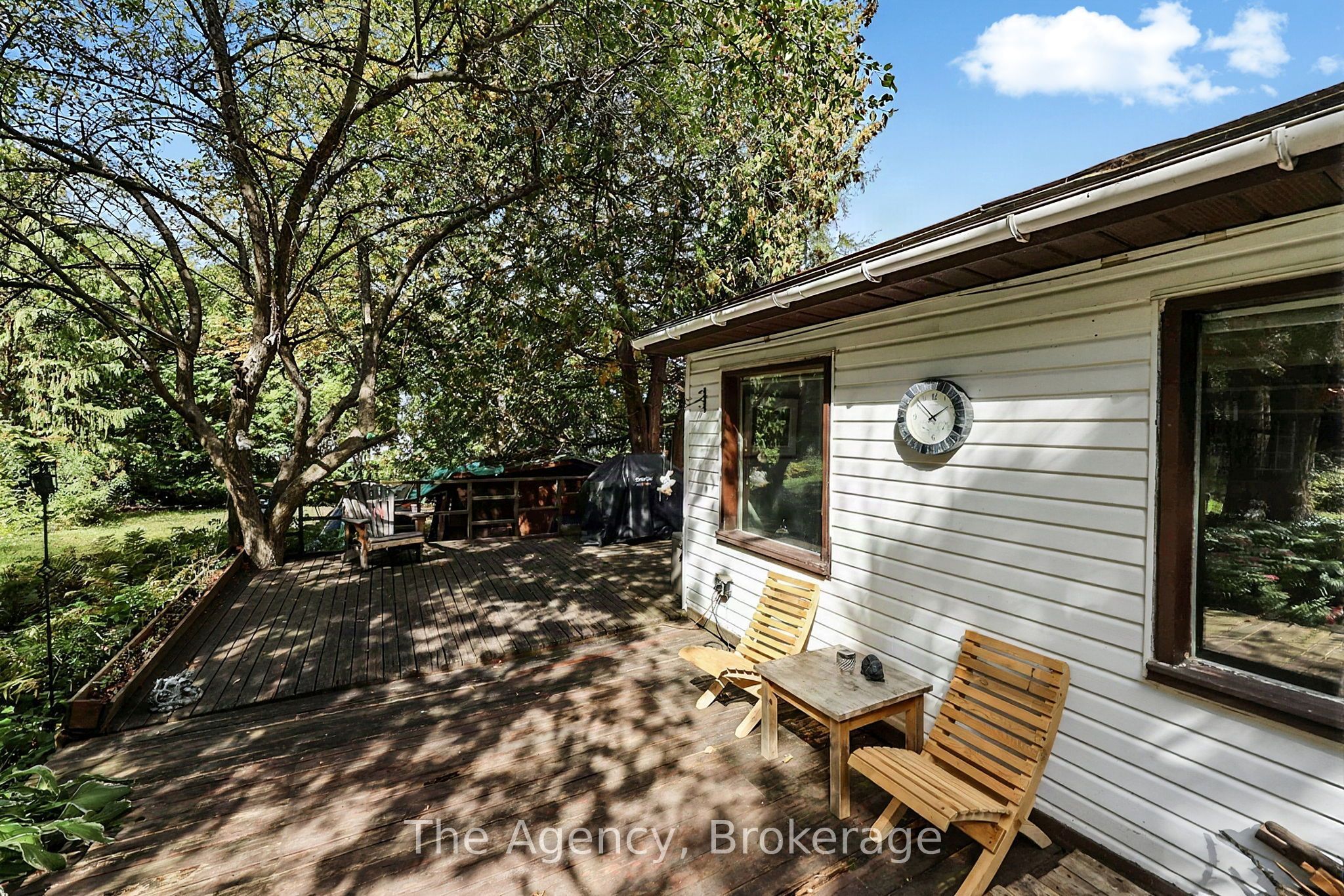 38 Pine Street Property Photo 28