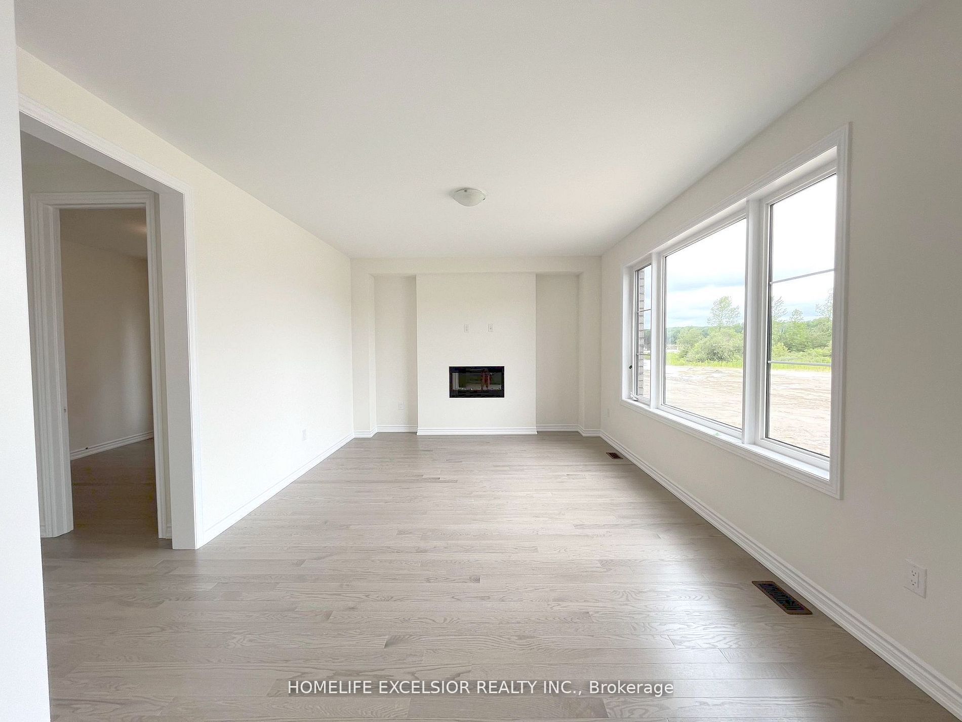 16 Rosanne Circ Property Photo 29