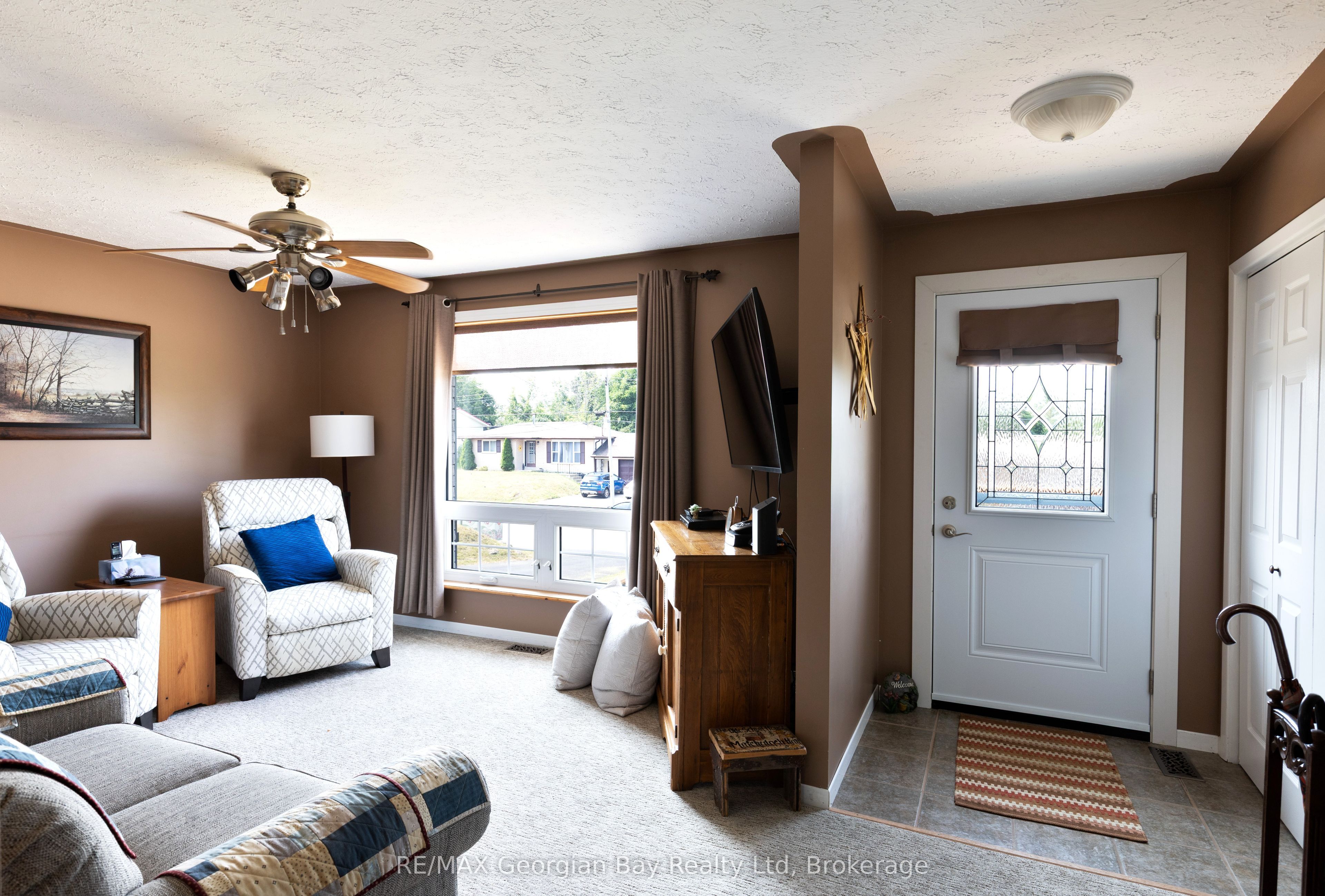 5 Easton Avenue Property Photo 3