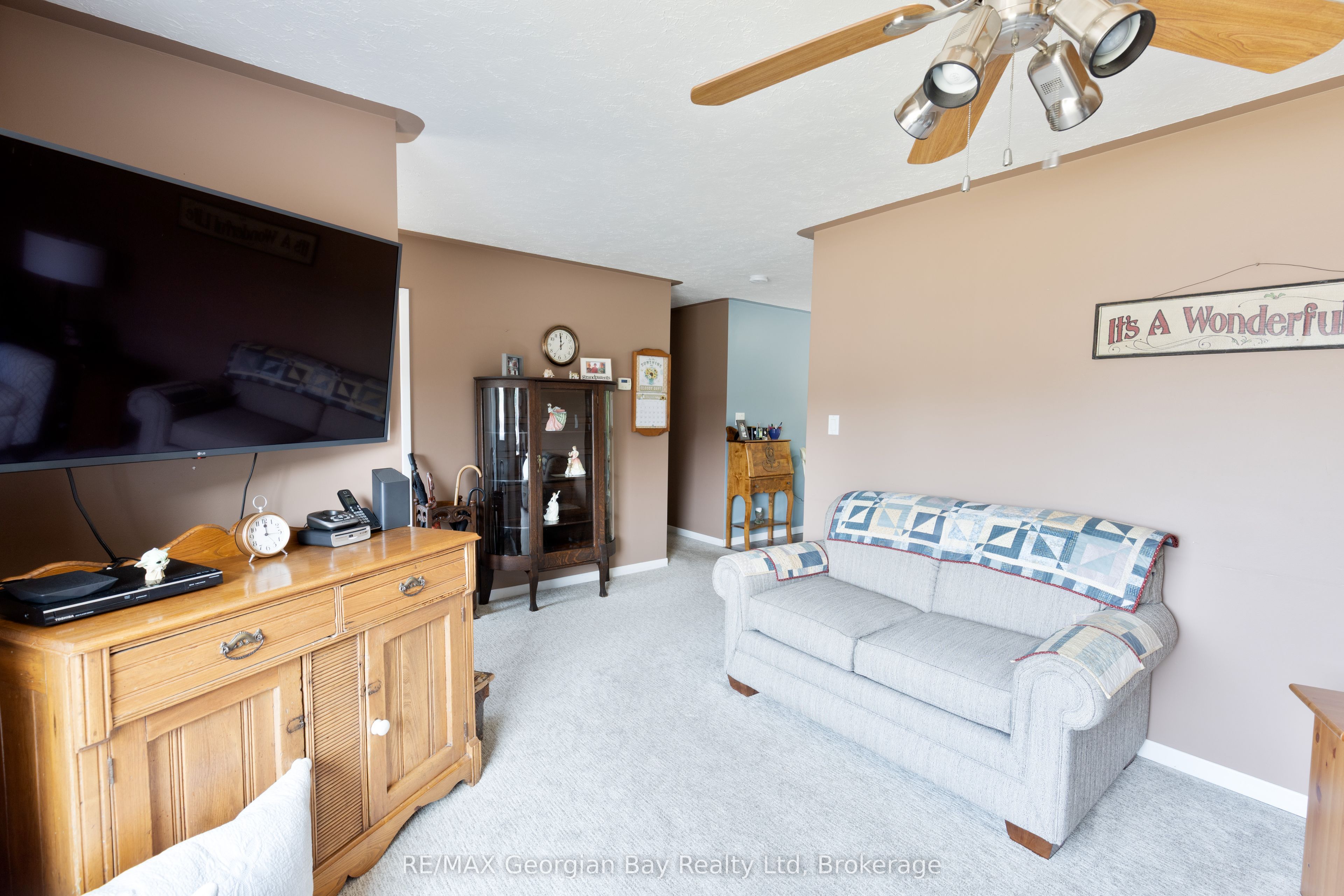 5 Easton Avenue Property Photo 6