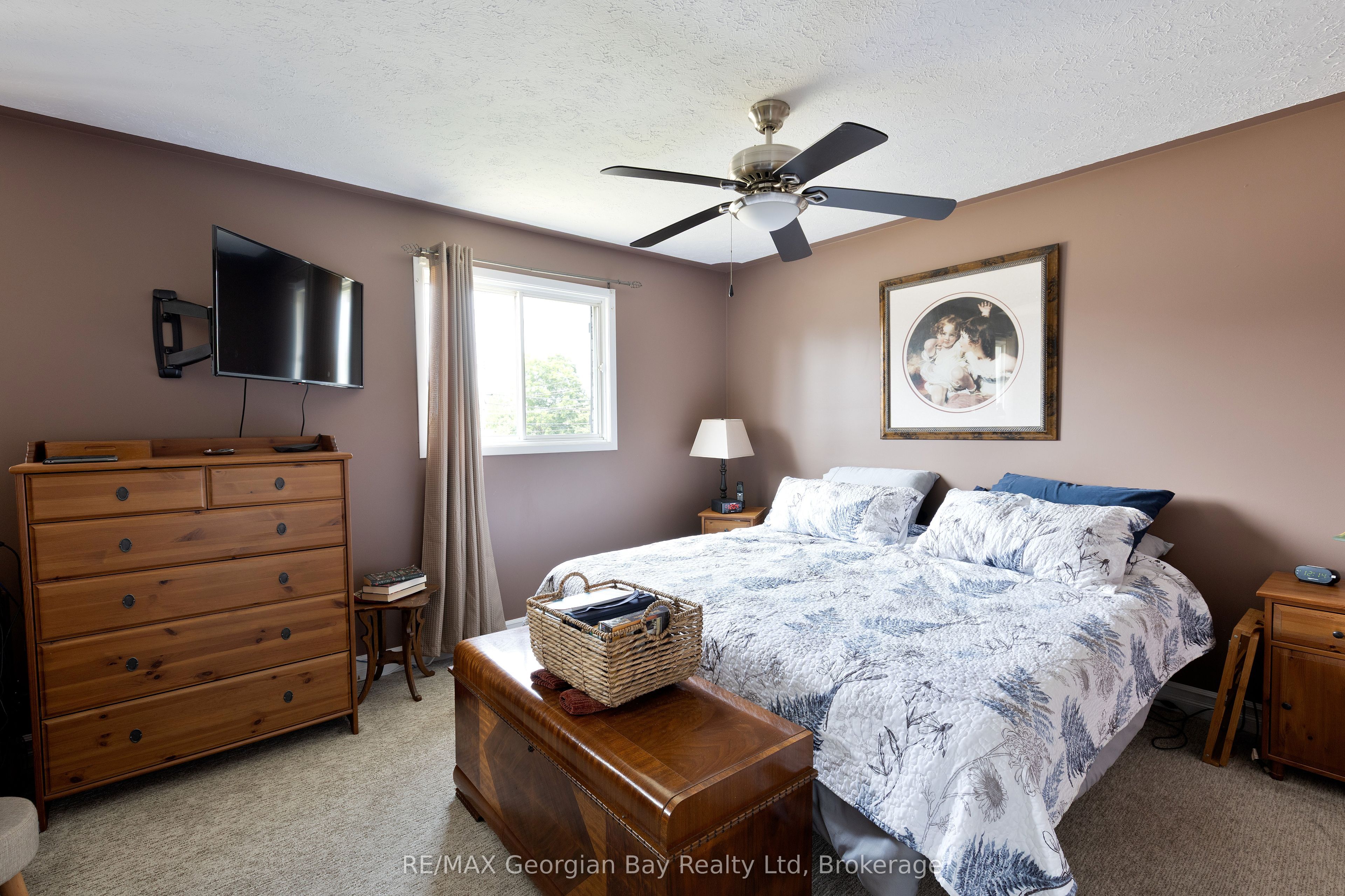 5 Easton Avenue Property Photo 10