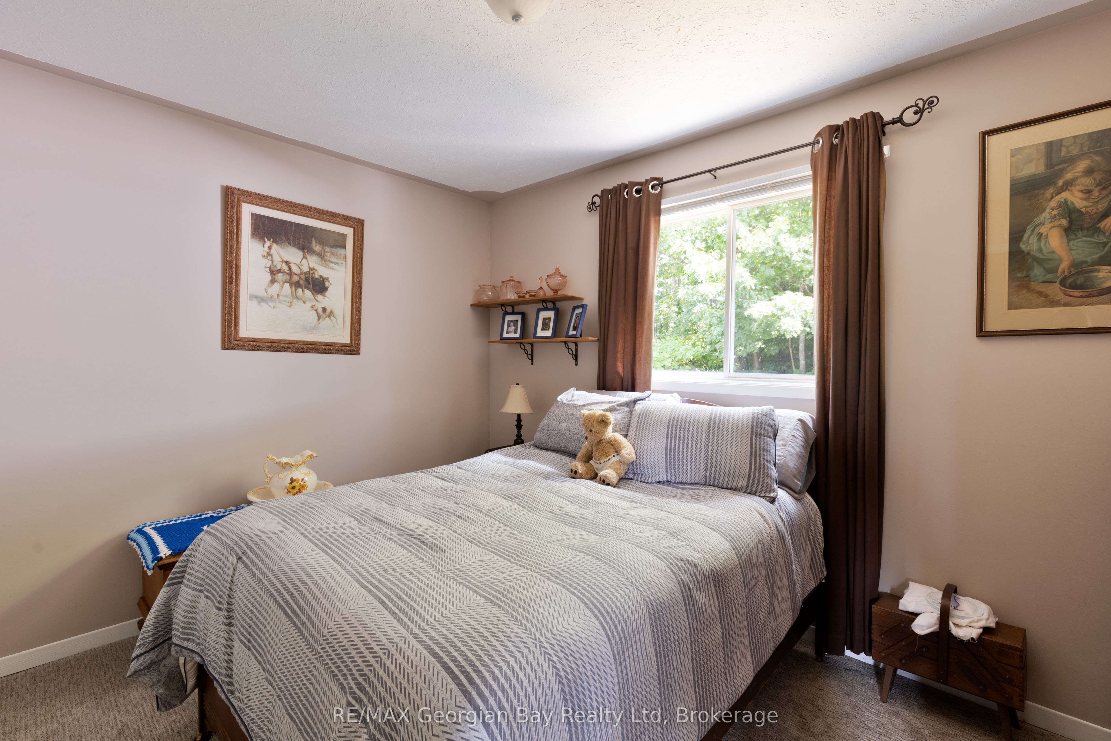 5 Easton Avenue Property Photo 13