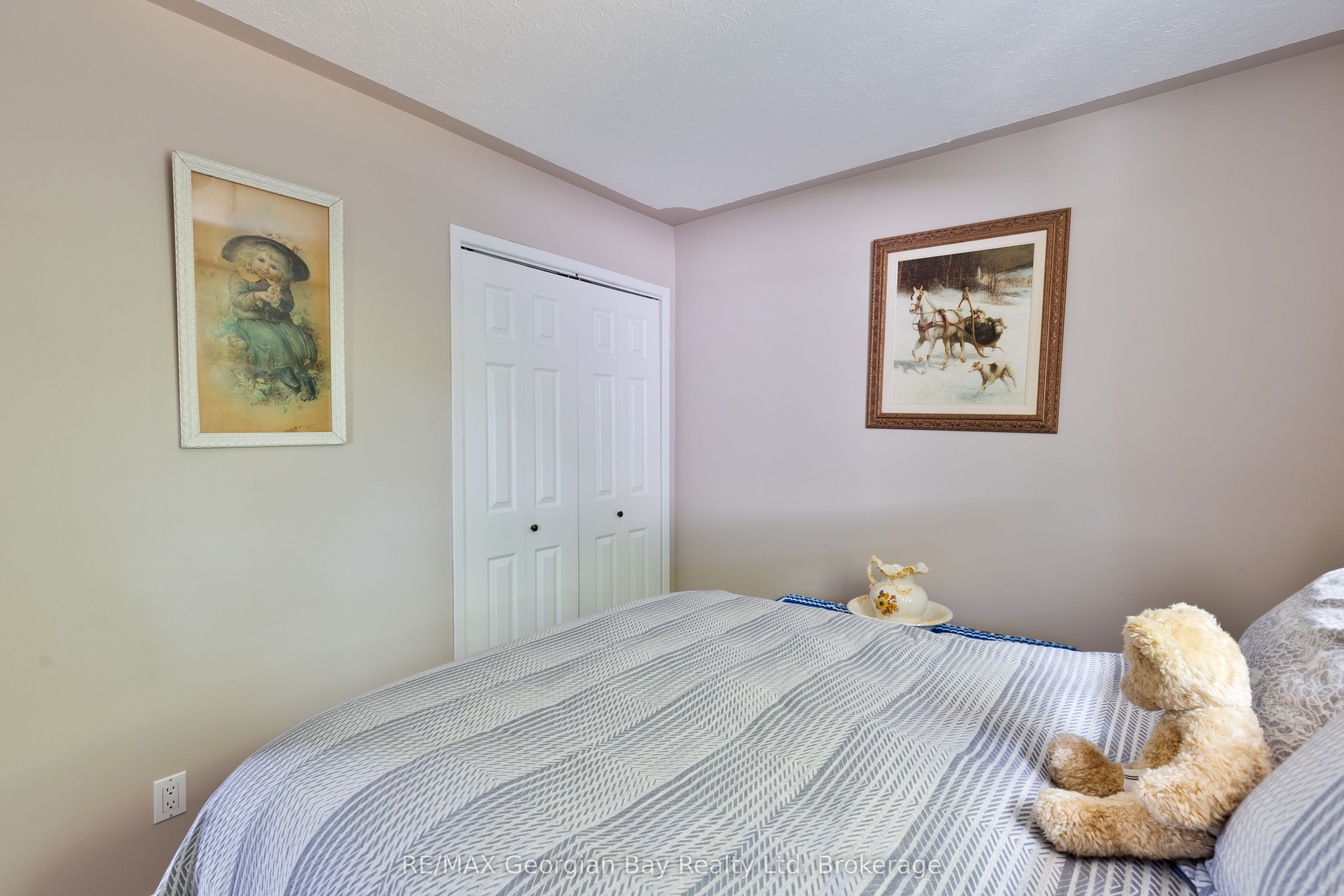 5 Easton Avenue Property Photo 14