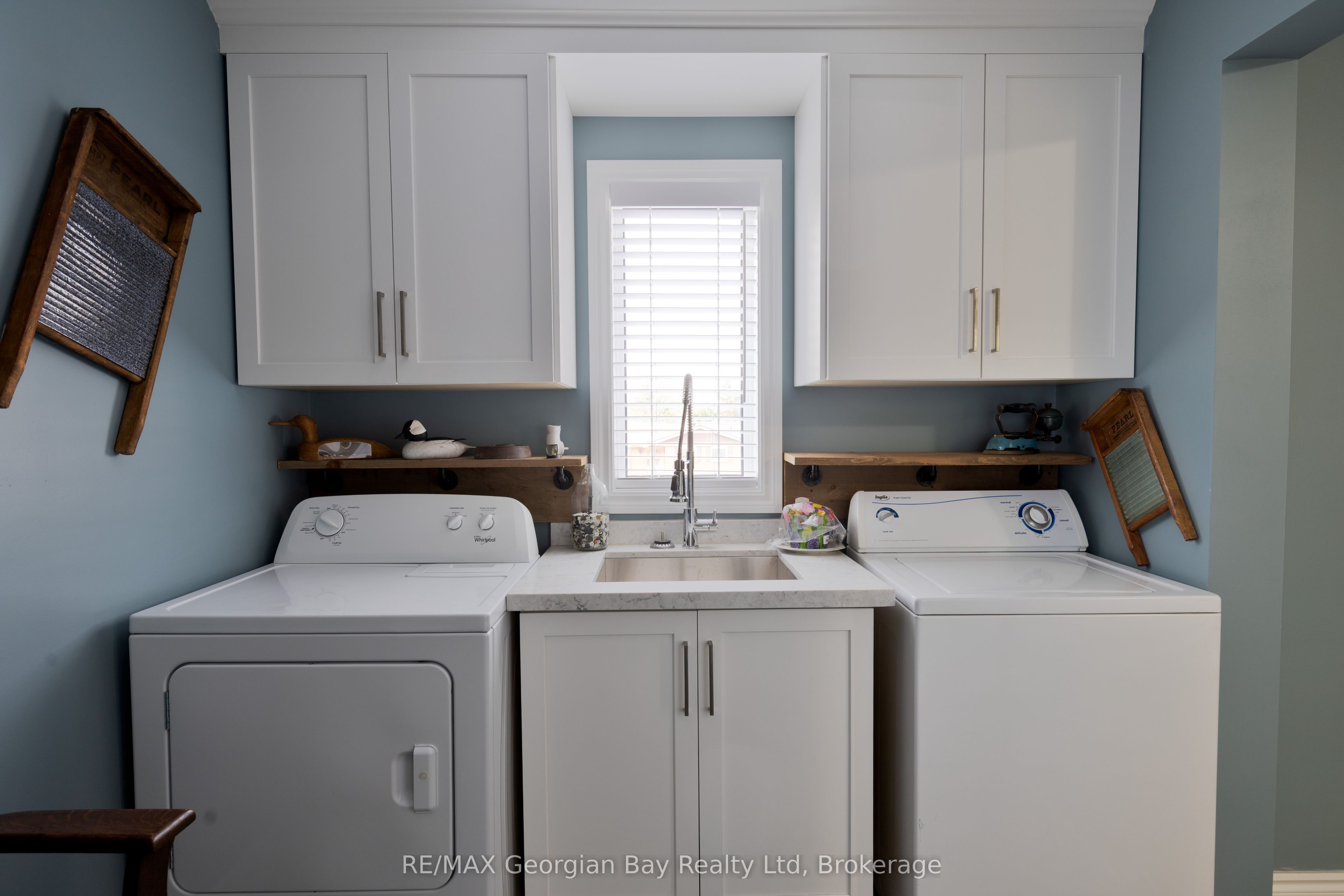 5 Easton Avenue Property Photo 17