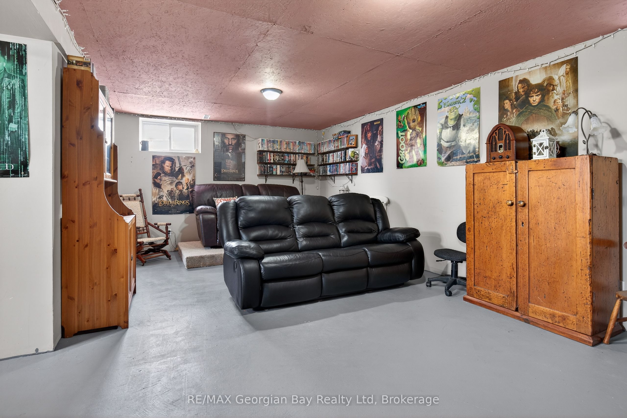 5 Easton Avenue Property Photo 19