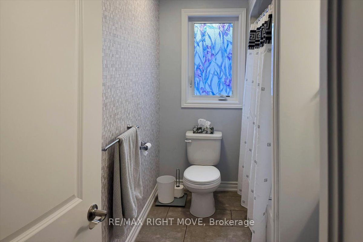 1 Sinclair Crescent Property Photo 20