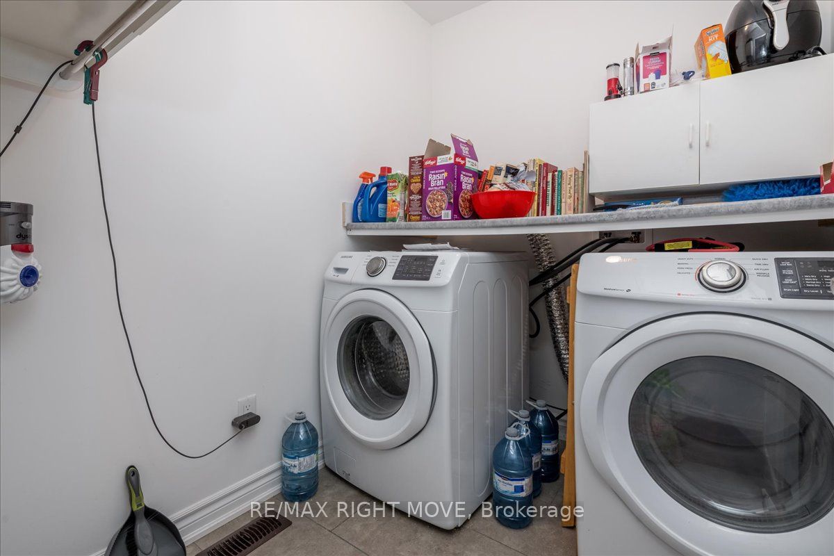 1 Sinclair Crescent Property Photo 22