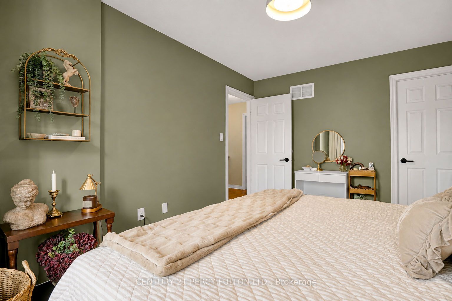 19 Pearcey Crescent Property Photo 23
