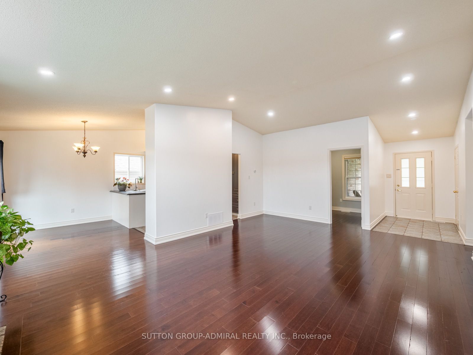 28 Harwood Drive Property Photo 8